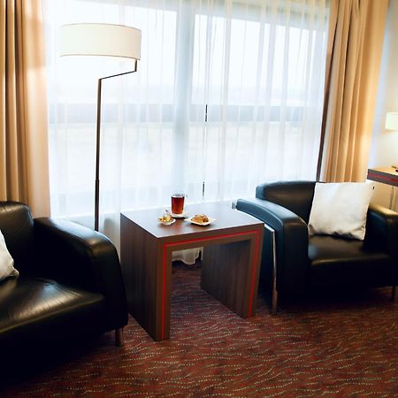 Hotel Szafran تشيلاش المظهر الخارجي الصورة