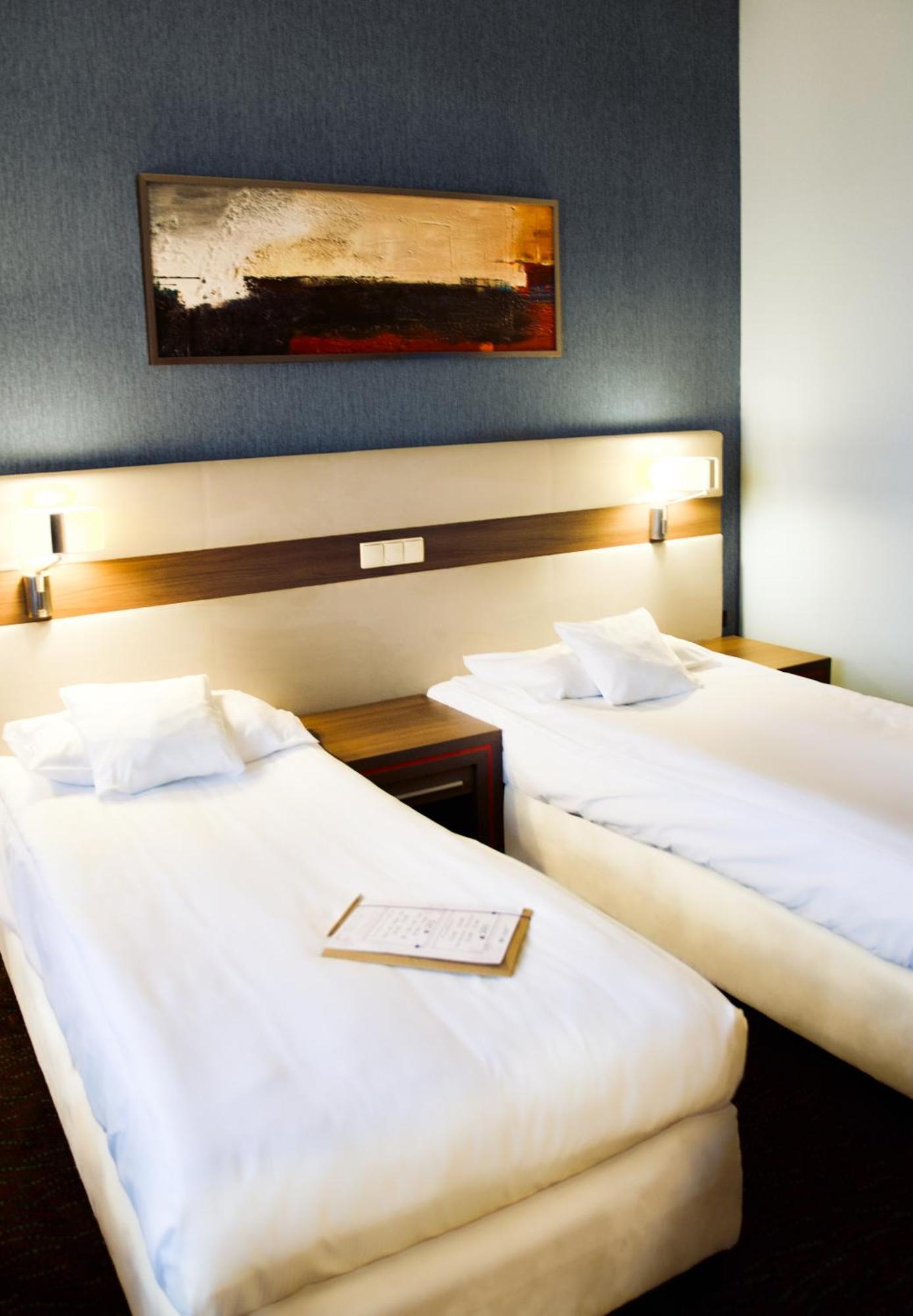 Hotel Szafran تشيلاش المظهر الخارجي الصورة