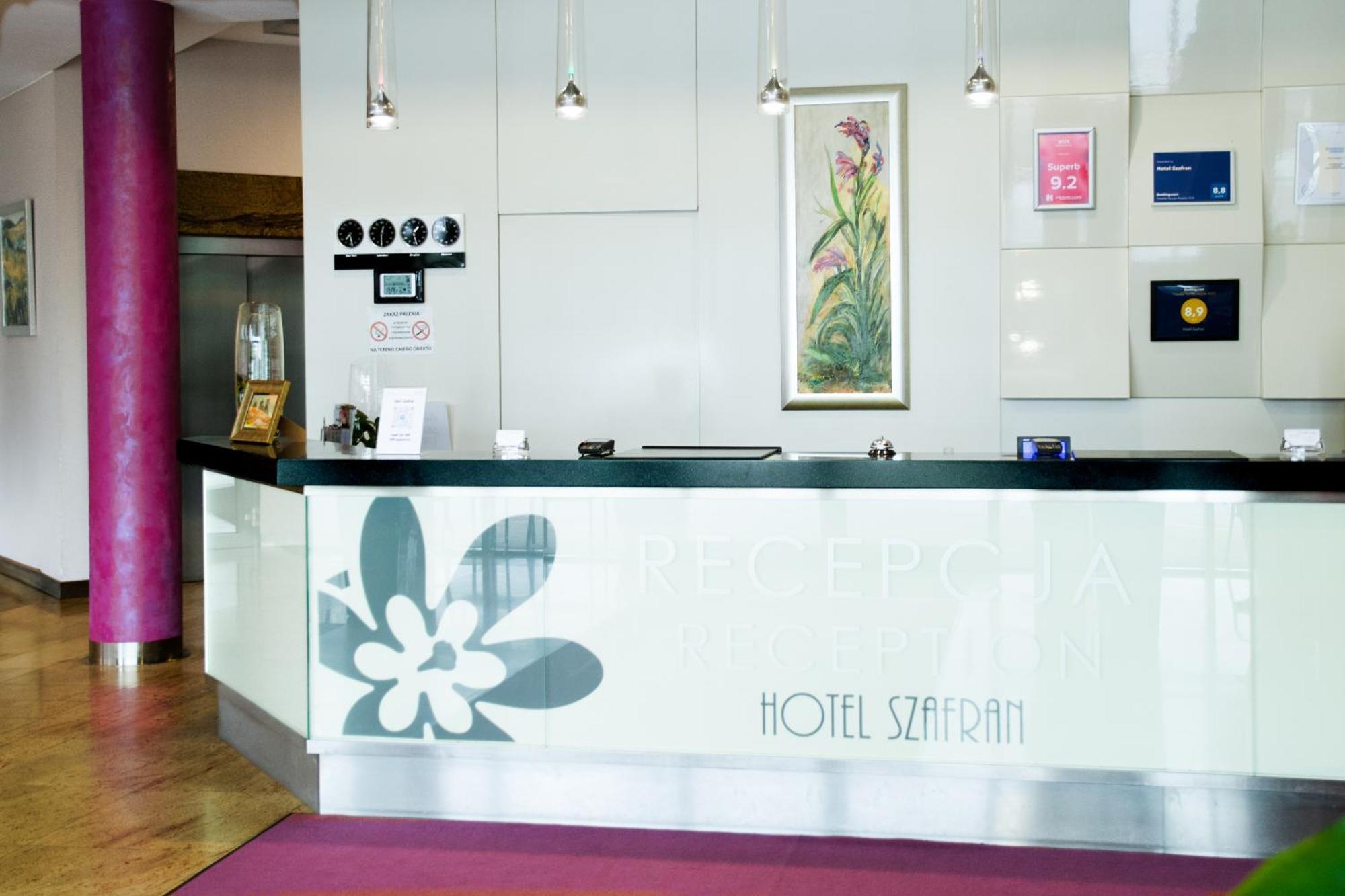 Hotel Szafran تشيلاش المظهر الخارجي الصورة
