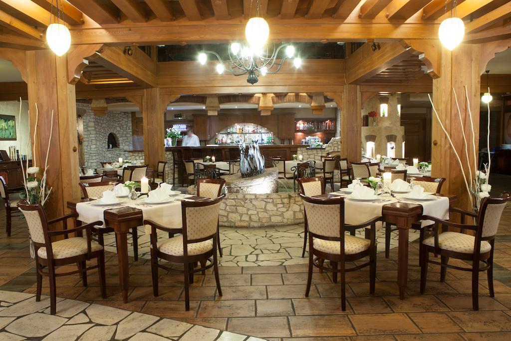 Hotel Szafran تشيلاش المظهر الخارجي الصورة